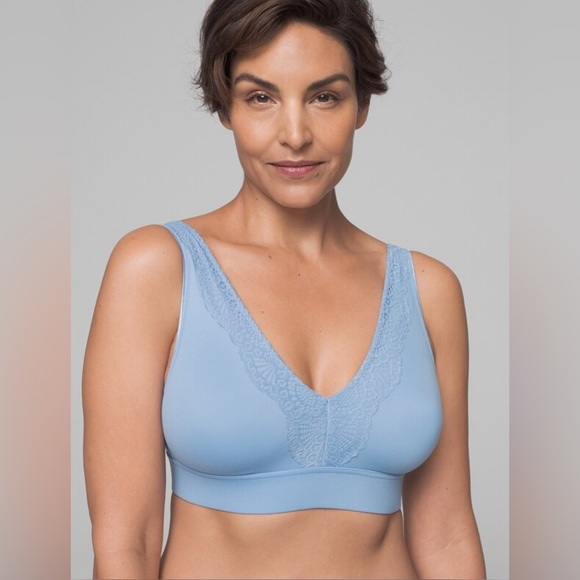 Soma “Embraceable Wireless” unlined geo lace in gray ink/ ivory foil - Picture 5 of 8